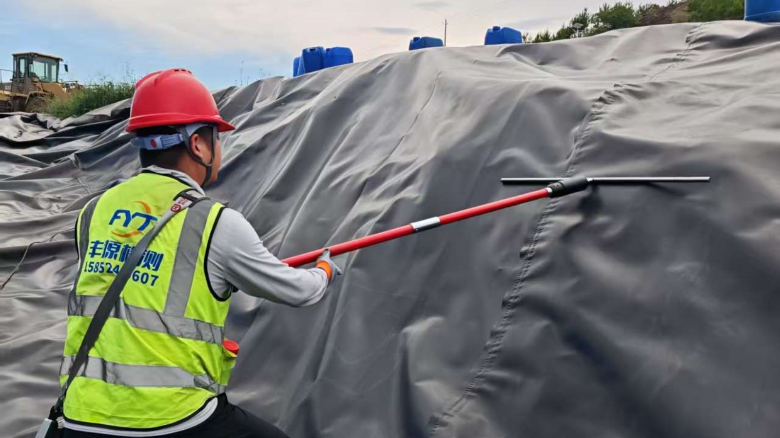 ����ĳ���񳡽�����©��Ⱦ��Χ̽��