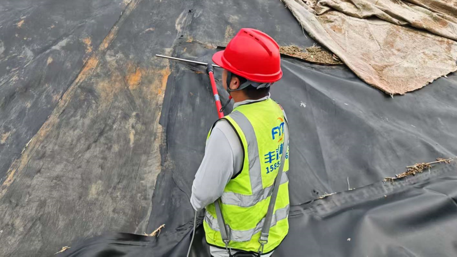 ����ĳ���񳡽�����©��Ⱦ��Χ̽��