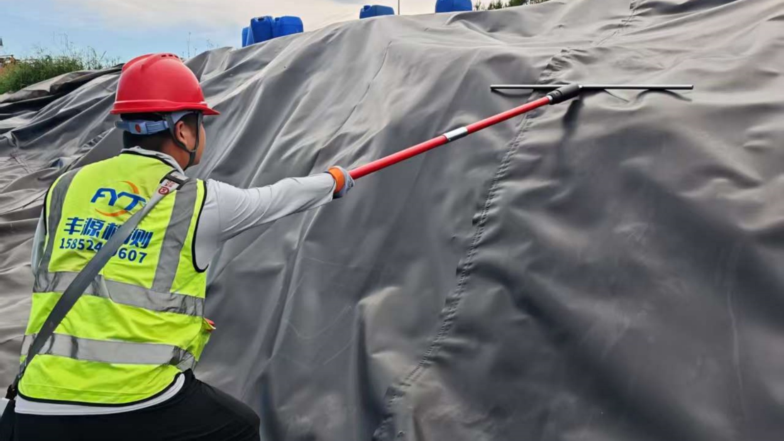 ����ĳ���񳡽�����©��Ⱦ��Χ̽��